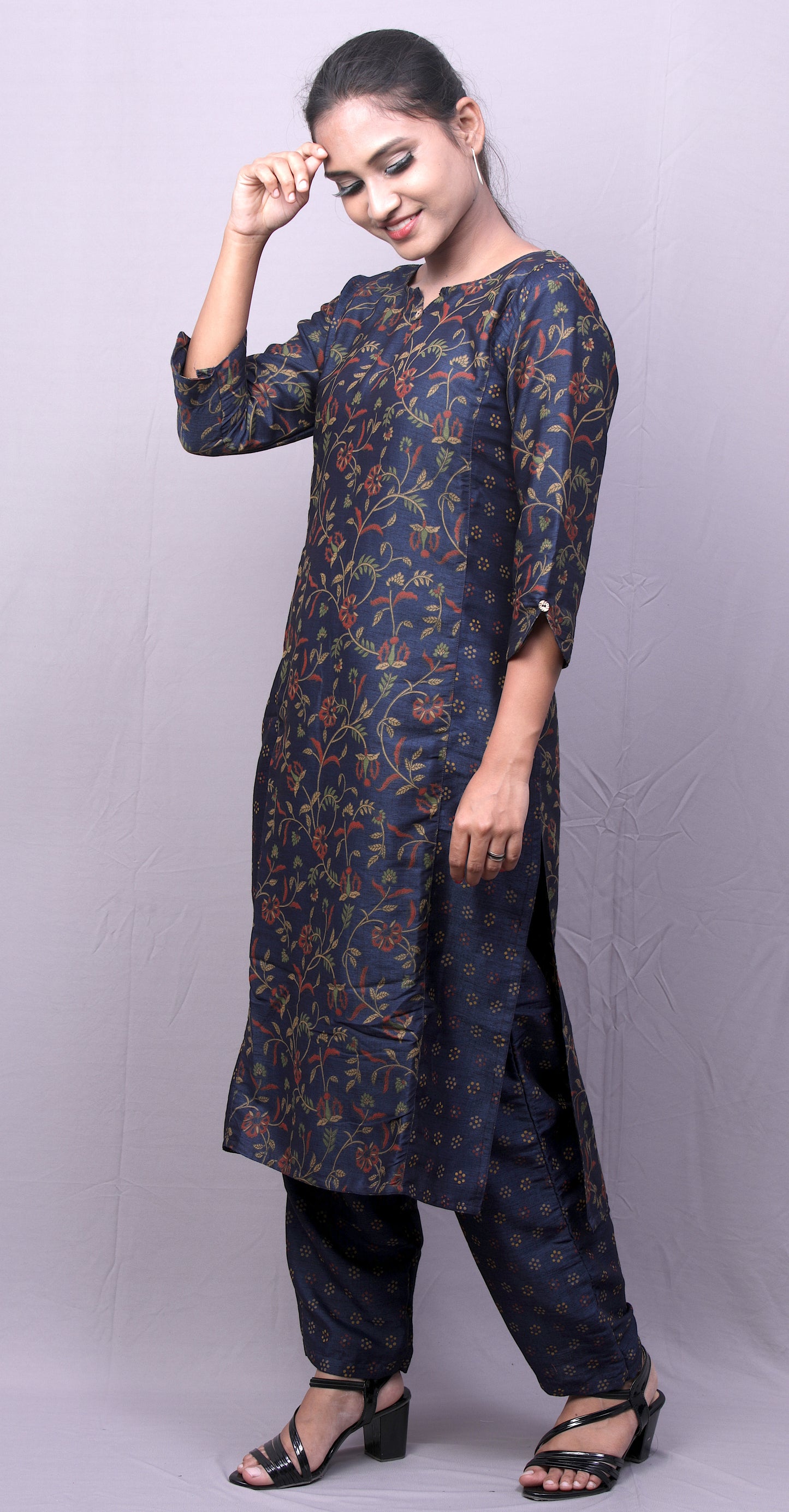 Women Kurta and Pant Set Viscose Rayon
